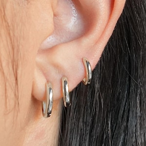 Small Thick Hoop Earrings Set of Three, Hinged Huggie Hoop Earrings, Silver Huggies Sleeper, Tiny Gold Hoops Clicker, Gift for Her, Birthday