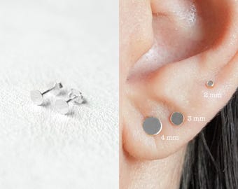 Silver Disc Circle Studs, Tiny Silver Stud Earrings, Flat Dot Stud Earrings, Cartilage Studs, Tiny Stud Earrings, Silver Round Studs