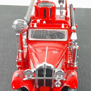 Matchbox 1932 Ford AA öppen hytt brandbil - YFE09 (1224) bild 3