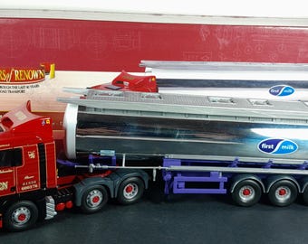 Corgi CC12401 1/50 Volvo Globetrotter Curtainside - Stobart - Modèle Réduit