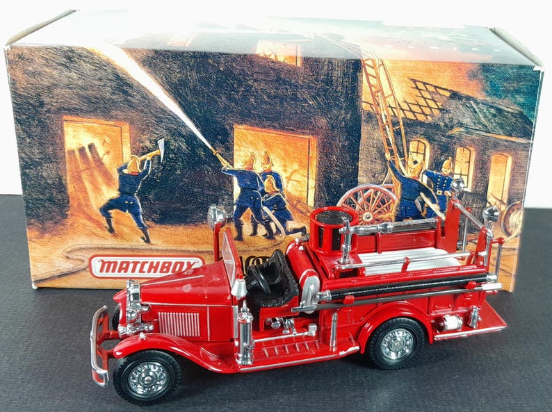 Matchbox 1932 Ford AA öppen hytt brandbil - YFE09 (1224) bild 1