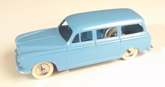 Dinky Toys 521 Peugeot 403 – Jaune Paille – Neuf En Boîte – France – 1/43