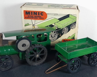 Boxed Triang Minic Clockwork Traction Engine and Trailer