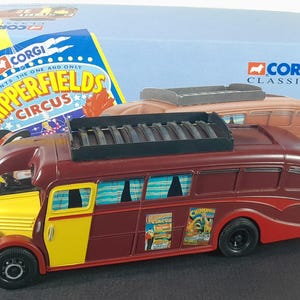 Corgi Chipperfields Circus AEC Regal Living Quarters en caja - 97022*