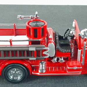 Matchbox 1932 Ford AA öppen hytt brandbil - YFE09 (1224) bild 4