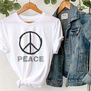 Chemise signe de la paix, Chemise paix, T-shirt paix, T-shirt signe de la paix, Symbole de paix, Chemise symbole de paix, Cadeau de la paix, Journée internationale de la paix