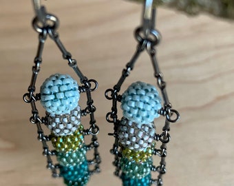 Six-Dot Ladder Earrings - 8 Days of Venus