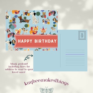 Carte postale de joyeux anniversaire de chiens de célébration vierge avec des lignes pour l'adresse