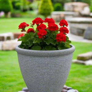 Handmade  2 x polyresin recycled plastic flower pots 31x26cm