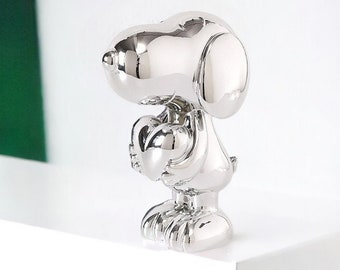 Schattig hars Snoopy hond bureau sculptuur, creatief zilver Snoopy decor voor kinderkamer, Snoopy kunst, metalen bureau decor, hond model standbeeld