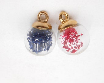 Small Globe Charm with dried flowers in red or blue pendant