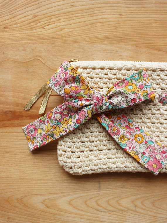 Crocheted Textured Toddler Purse – FREE Pattern