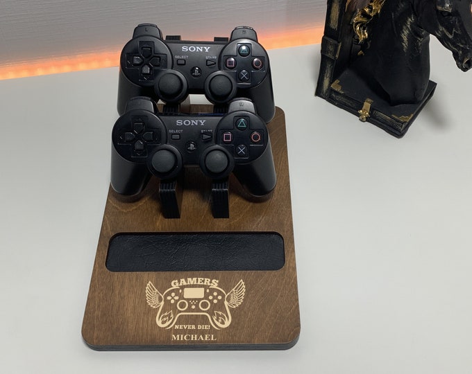 Personalized Wood Game Controller Stand, Joystick Stand, Gamer Gift, Teen Boy Room Decor Gift, Gift for Boyfriend, Graduation Gifts for Boy