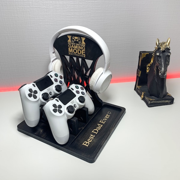 Personalized Wooden Headphones Holder and Controller Stand, Controller and Headset Stand, Headphones and Gaming Controller Holder Stand