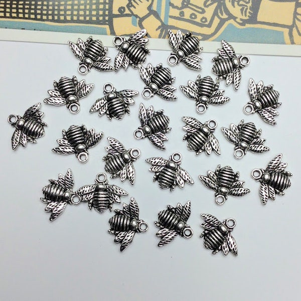 10 silver tone Honey Bee Charms 16x20mm antiqued silver bees for jewellery making