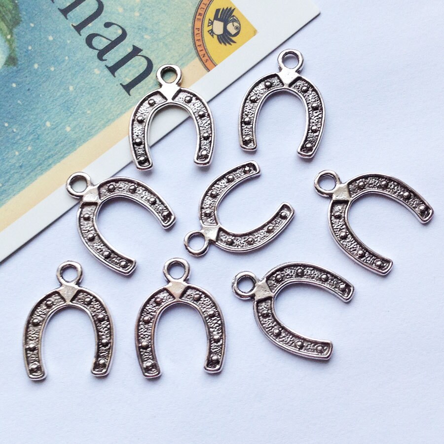 Horseshoe Charms For Invitations 2