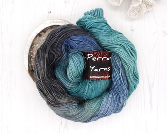 Earthly, hand-dyed 4ply pure merino wool