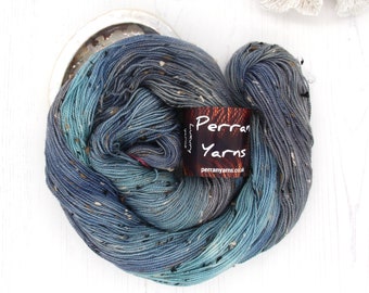 Down To Earth, hand-dyed 4ply Fleck merino wool yarn