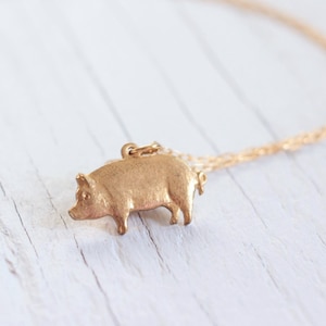 Gold Schwein Halskette | Schwein Geschenke für Schweineliebhaber | Messing Schwein Halskette | Bauernhof Tier Halskette | Schwein Charm Halskette