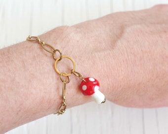 Glass Mushroom Bracelet | Fairy Grunge | Cottagecore Fashion | 90s Aesthetic | Mario Mushroom Jewelry | Shroom Bracelet