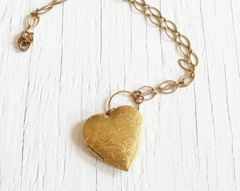 Gold Heart Locket Necklace | Picture Locket Necklace | Chunky Heart Victorian Locket | Light Academia | Best Friend Birthday Gift for Her