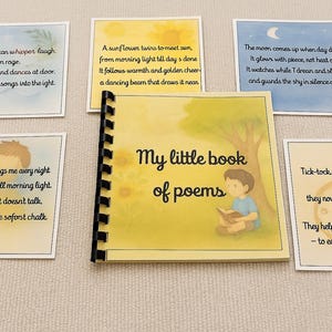 Puede incluir: Un libro infantil titulado "My little book of poems" con un niño leyendo en la portada, rodeado de tarjetas ilustradas con poemas. El libro tiene una encuadernación en espiral. Las tarjetas tienen poemas sobre la naturaleza.