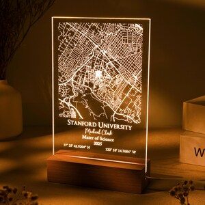 Veilleuse de carte universitaire personnalisée, lampe de nuit LED carte de campus/école personnalisée, plaque acrylique carte de carte universitaire, cadeau de remise des diplômes, promotion 2025