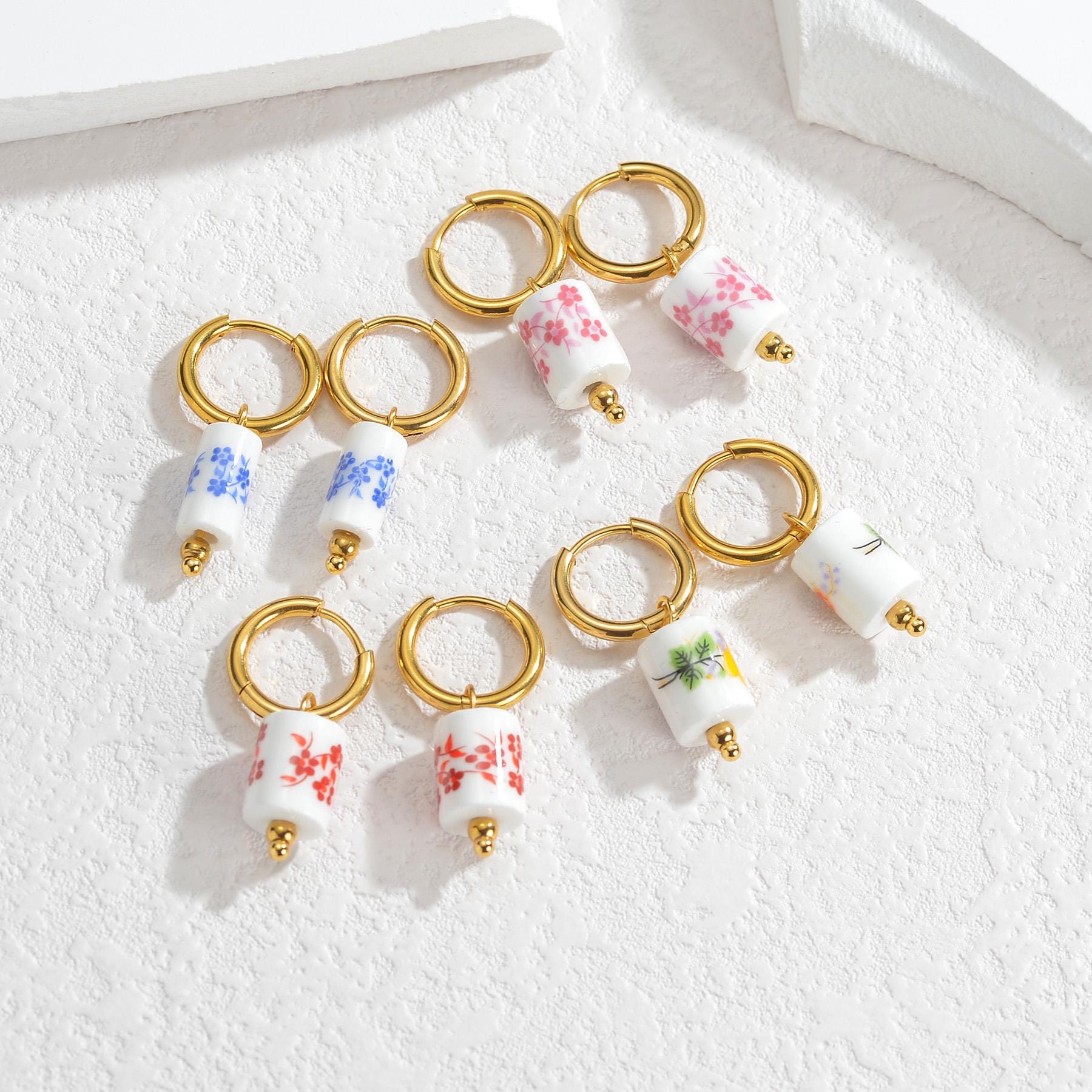 Floral Porcelain Huggie Earrings/Colorful Ceramic Gold Hoop Earrings/Handmade Floral Porcelain Hoops in Blue, Pink, Red, White/Gift for Her