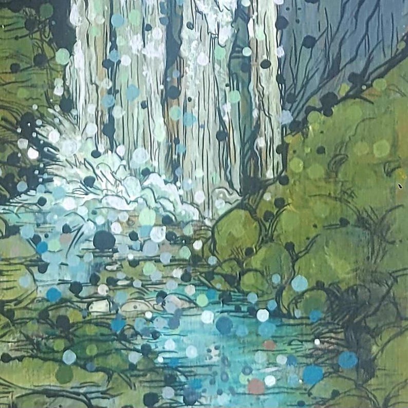 Puede incluir: Pintura abstracta de una cascada que cae en un estanque de agua. La obra presenta una paleta de verdes, azules y blancos, con un efecto moteado. Los &aacute;rboles enmarcan la cascada, a&ntilde;adiendo profundidad. El estilo recuerda a la acuarela.