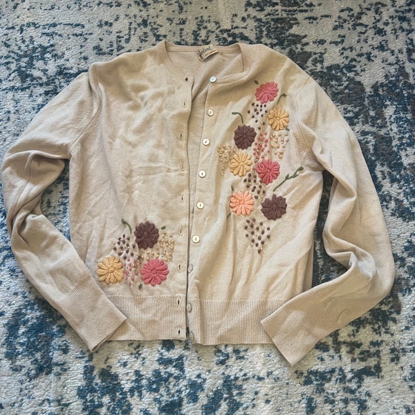 Vintage Garland Dreamspun Embroidered Beaded Flower Cream Cardigan Small Rare 50s - 60s