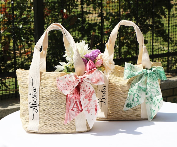Personalized Bridesmaid Bags,Custom Burlap Tote Bag,Bridesmaid Tote,Bridesmaid Burlap Bag,Bridal Party Gift,Wedding Jute Bag,Burlap Gift Bag