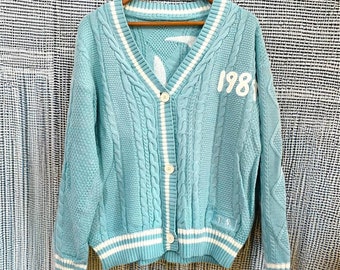 Taylor vest voor dames vogelborduurwerk blauw 1989 gebreid | Concerttournee Top 2024 | De Eras-tour | Swiftie merchandise T-shirts en tops | Swiftea