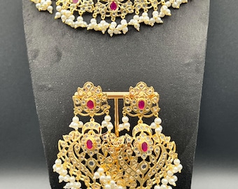 Conjunto de collar nupcial Jadau con baño de oro de 22 quilates y pendientes llamativos