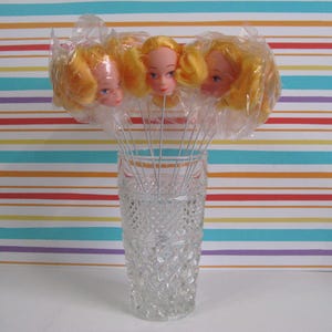 Vintage modepop, vintage poppenhoofden, 12 felblonde poppenhoofden, 12 poppenhoofden, nieuwe oude voorraad, ambachtelijke poppen