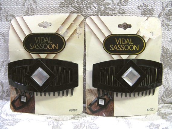 Vintage Vidal Sassoon, 2 Sassoon Hair Combs, Barr… - image 1