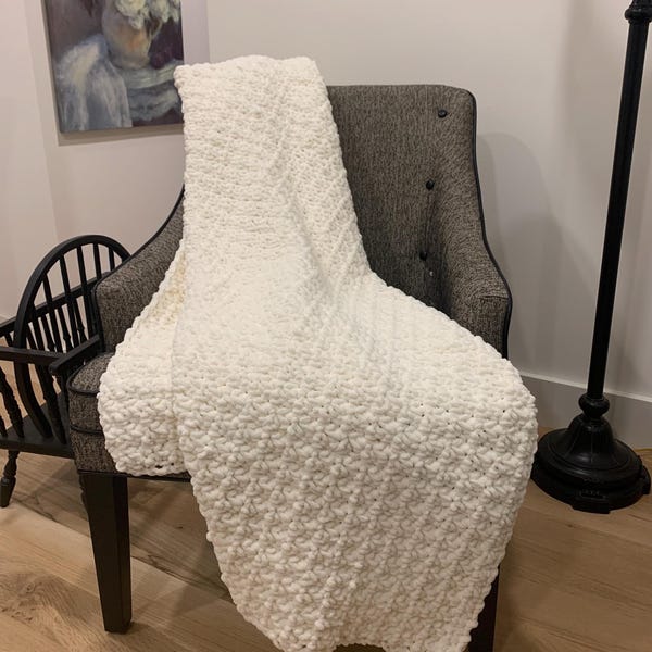 Vintage Chunky Chenille Crochet Blanket, Handmade Throw (40x60)