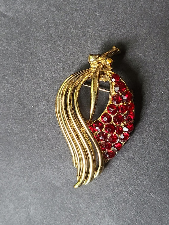 Ruby Cascade: A Vintage Coro Gilt & Rhinestone Br… - image 1