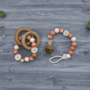 Personalized Pacifier Clip and Rattle, Spring Colors, Baby shower gift, Baby girls, Daisy flowers, mom to be, baby gift
