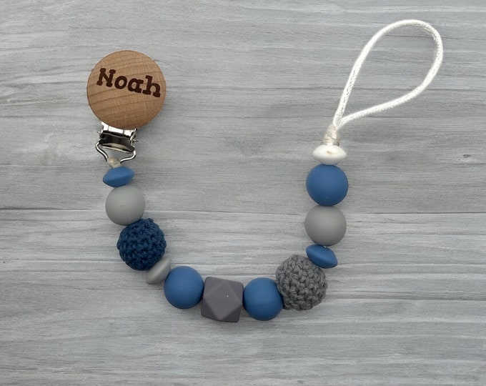 Personalized Pacifier Clip baby blue with crochet beads, baby shower gift