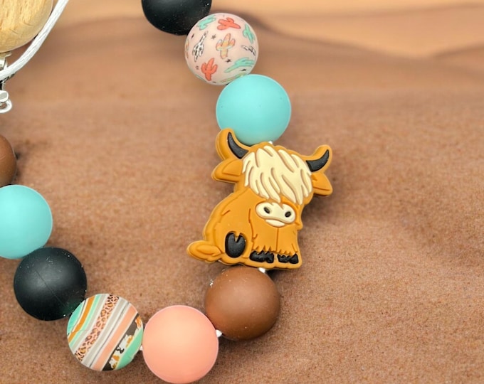 Personalized Pacifier Clip baby with highland cow design, baby boy and girl, farm, boho, nature, baby shower gift, Texas, cactus, ranch