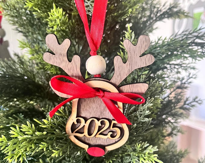 Reindeer Christmas Ornament 2025, personalized with name, with dual color, wood, making memories