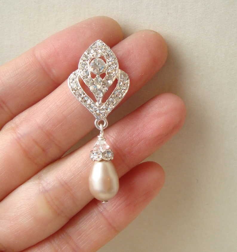 CHAMPAGNE Pearl Wedding Earrings Vintage Style Bridal | Etsy