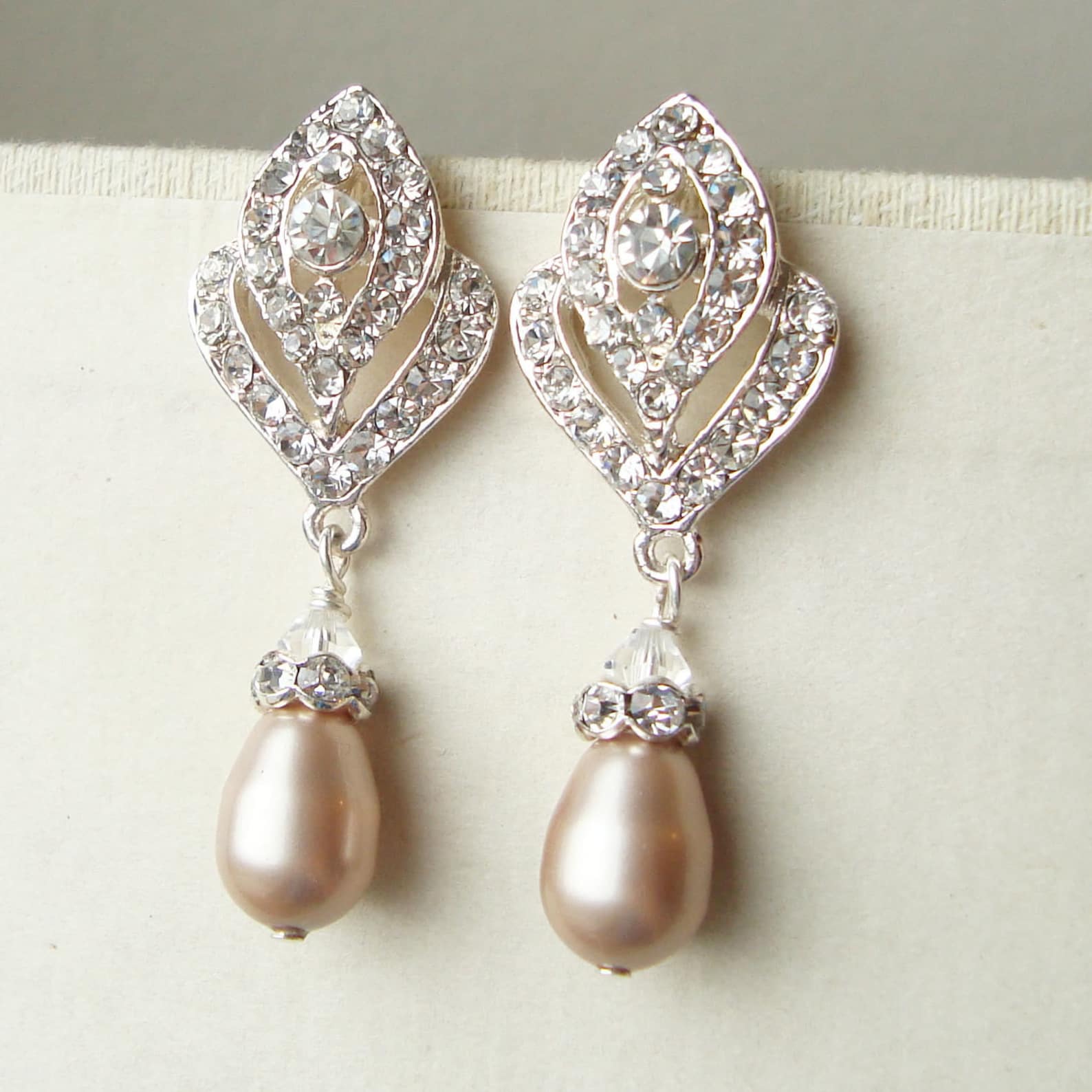 CHAMPAGNE Pearl Wedding Earrings Vintage Style Bridal Etsy