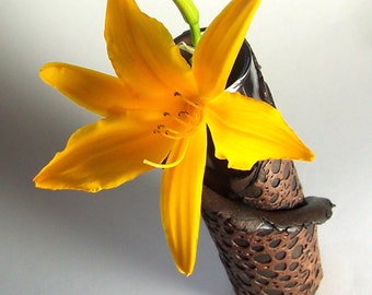 Tutorial: Jarrón orgánico con retazos de arcilla polimérica (archivo PDF)