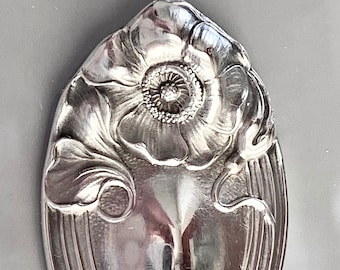 Poppy spoon ring, Art Nouveau Unger Bros, Sterling Silver, Fleurette pattern, 1904.
