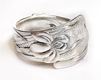 Tiffany & Co, Iris ring,spoon ring, Sterling Silver, antique vine pattern