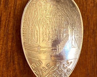 Yale Fence souvenir spoon Sterling silver Demitasse size