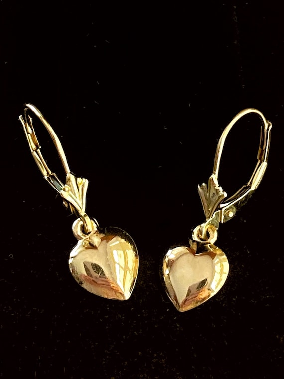 14k Gold Heart earrings. Drop, lever back.
