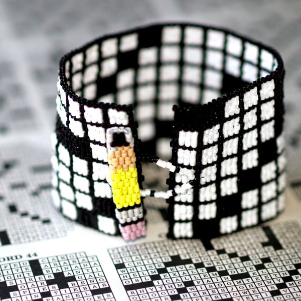 Crossword Puzzle / Peyote Bracelet Beadwoven Cuff / Black and White / Crossword Lover Gift / Crusiverbilist Gift / Beaded Pencil for Toggle