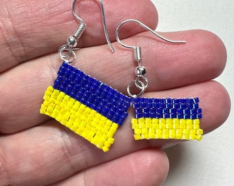 STAND WITH UKRAINE Beadwoven Ukrainian Flag Earrings - Peyote Stitch Blue and Yellow - proceeds donated to Ukrainian aid organizations